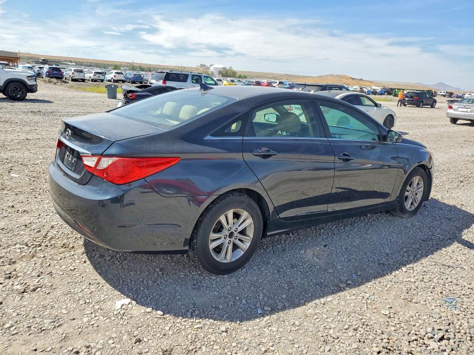 65057086 :رقم المزاد ، 5NPEB4AC7BH004410 vin ، 2011 Hyundai Sonata مزاد بيع