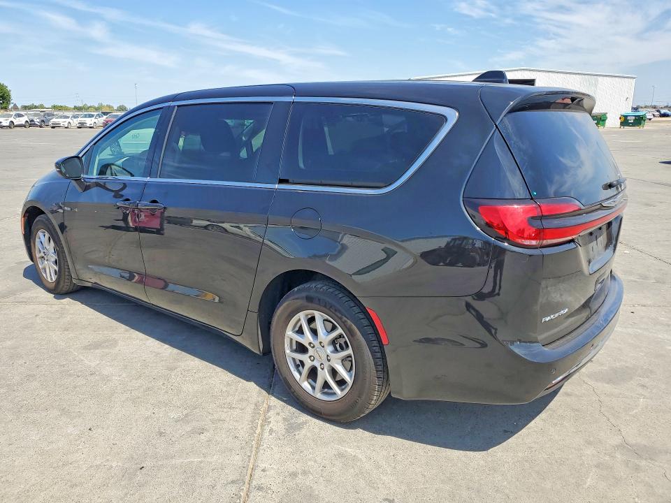 64426556 :رقم المزاد ، 2C4RC1BG3PR550422 vin ، 2023 Chrysler Pacifica مزاد بيع