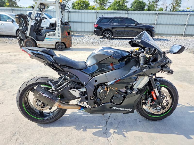63523686 :رقم المزاد ، JKBZXVM17MA000084 vin ، 2021 Kawasaki Zx1002 مزاد بيع