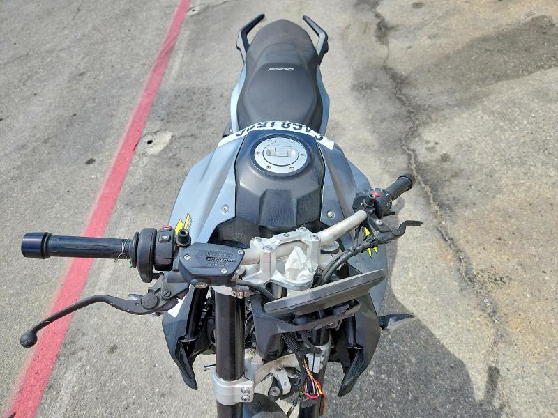 64681526 :رقم المزاد ، WB10K1305N6F09761 vin ، 2022 Bmw F 900 مزاد بيع