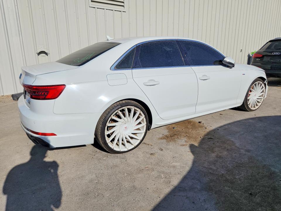 Продажа на аукционе авто 2017 Audi A4, vin: WAUENAF4XHN016256, номер лота: 64533716