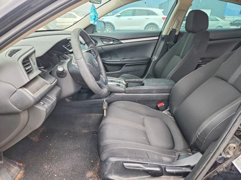 64692556 :رقم المزاد ، 19XFC2F51JE029953 vin ، 2018 Honda Civic مزاد بيع