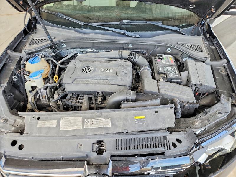 66238256 :رقم المزاد ، 1VWAT7A38FC110554 vin ، 2015 Volkswagen Passat مزاد بيع