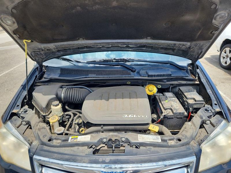 64822026 :رقم المزاد ، 2C4RC1BG1ER399710 vin ، 2014 Chrysler Town & Country مزاد بيع