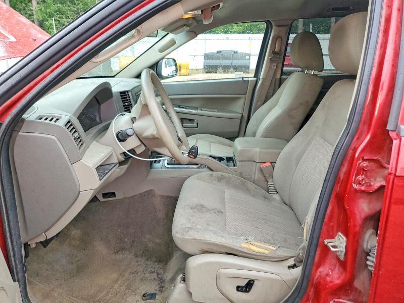 2005 Jeep Grand Cherokee მანქანა იყიდება აუქციონზე, vin: 1J4GS48K15C724477, აუქციონის ნომერი: 64049336