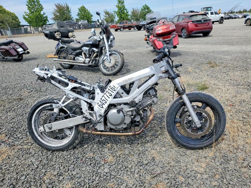64577316 :رقم المزاد ، JS1VP53A842100452 vin ، 2004 Suzuki Sv650 مزاد بيع