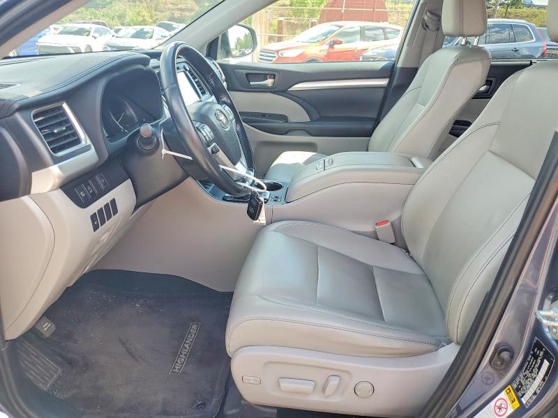 63798356 :رقم المزاد ، 5TDKZRFH5KS301427 vin ، 2019 Toyota Highlander مزاد بيع