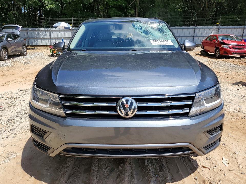 Продажа на аукционе авто 2020 Volkswagen Tiguan, vin: 3VV3B7AX7LM017795, номер лота: 65720626