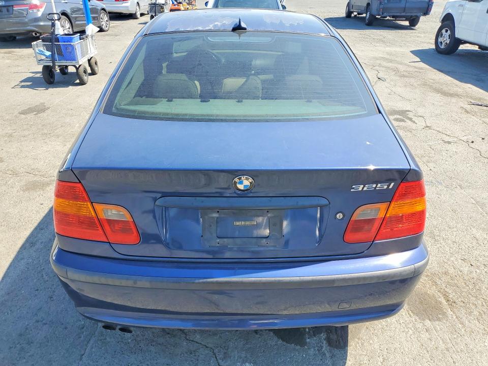 2005 Bmw 325 მანქანა იყიდება აუქციონზე, vin: WBAET37425NJ87255, აუქციონის ნომერი: 64668306