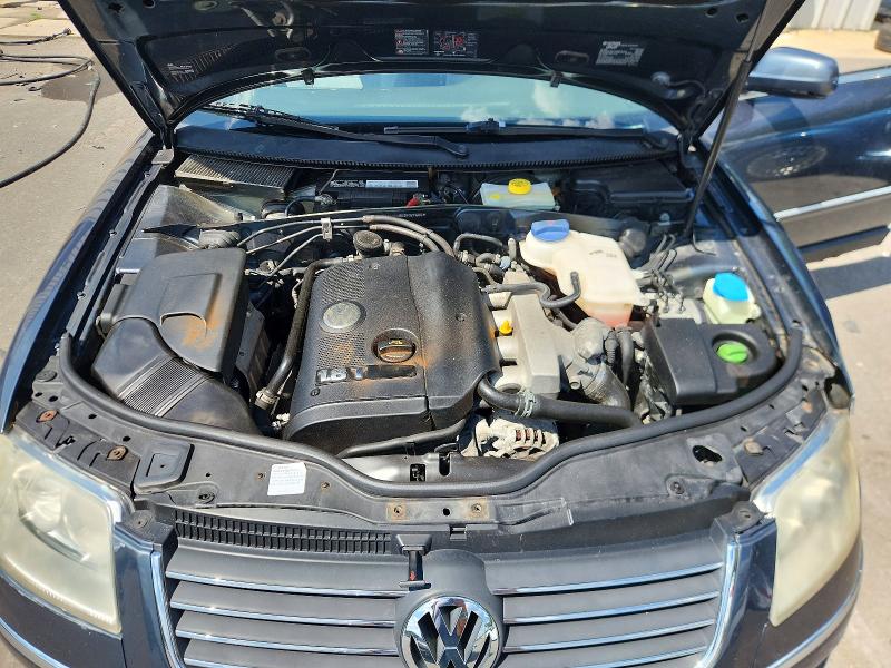 65524406 :رقم المزاد ، WVWMD63B04E077630 vin ، 2004 Volkswagen Passat مزاد بيع