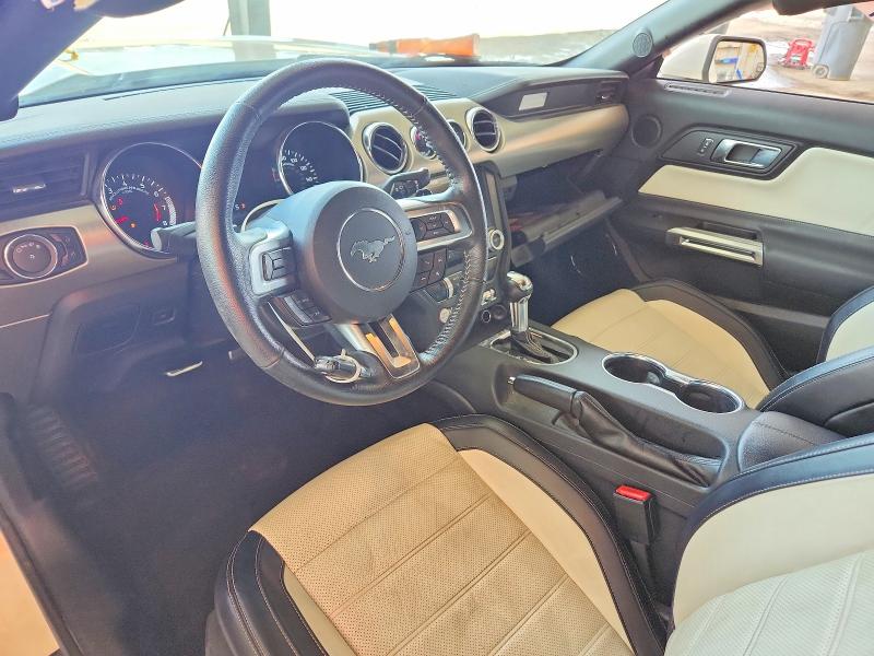 65901436 :رقم المزاد ، 1FA6P8RF2F5500948 vin ، 2015 Ford Mustang مزاد بيع