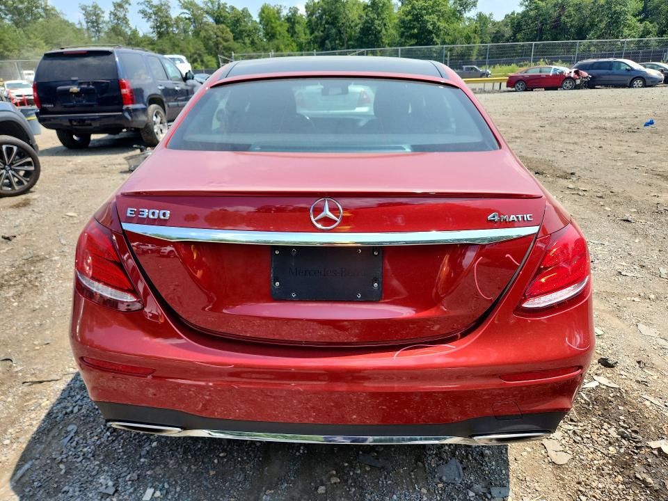 63915426 :رقم المزاد ، WDDZF4KBXHA122355 vin ، 2017 Mercedes-benz E مزاد بيع