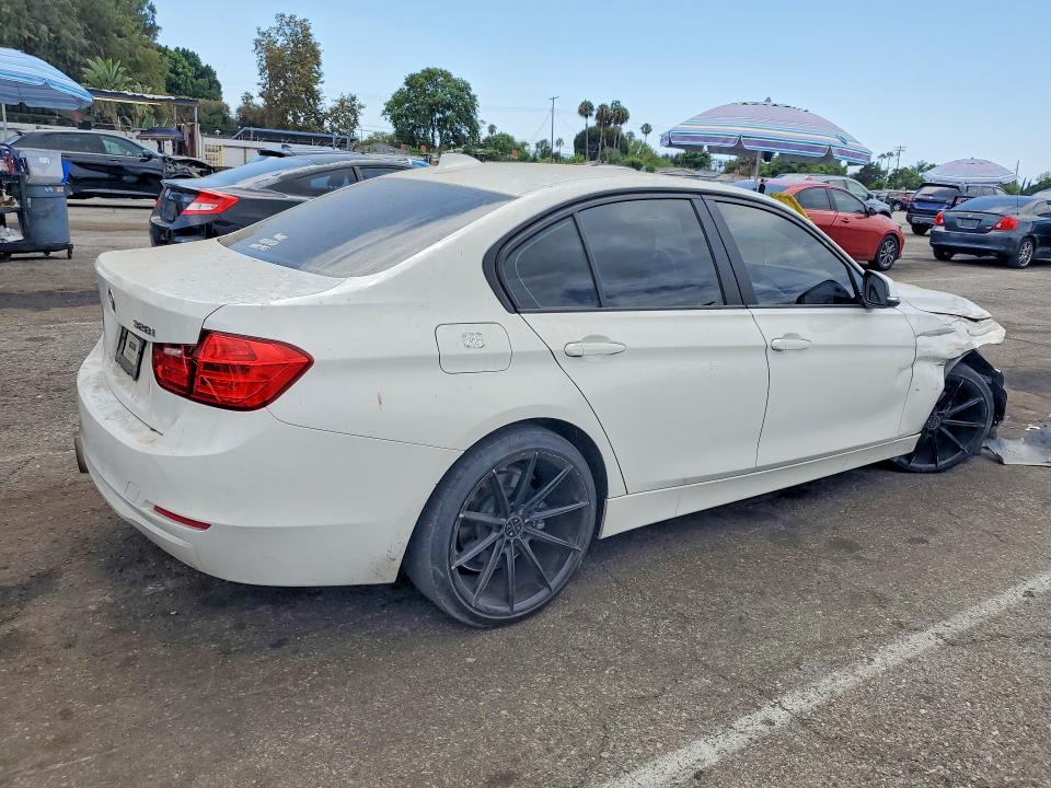 64592366 :رقم المزاد ، WBA3C1C59FK122724 vin ، 2015 Bmw 328 مزاد بيع