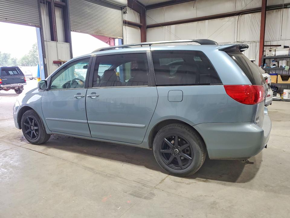 Продажа на аукционе авто 2006 Toyota Sienna, vin: 5TDBA22C76S069170, номер лота: 64498746