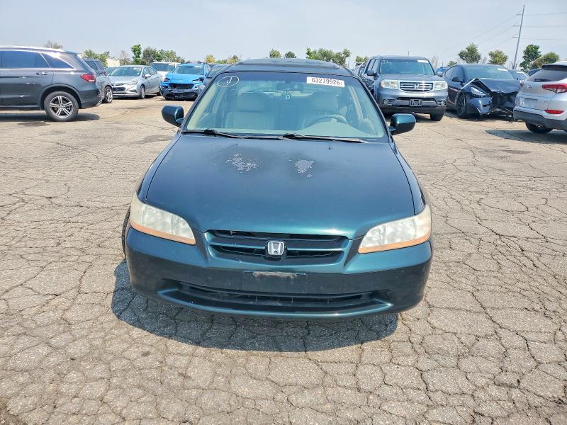 63279926 :رقم المزاد ، 1HGCG1658YA069270 vin ، 2000 Honda Accord مزاد بيع
