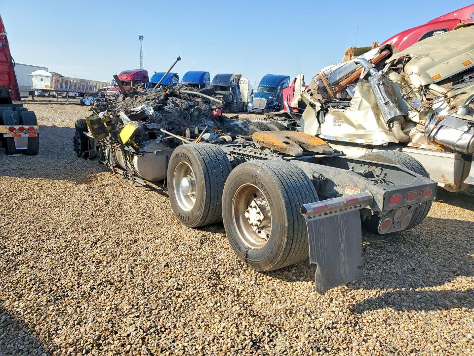 Auction sale of the 2018 Freightliner Cascadia 126, vin: 3AKJHHDR1JSJR8041, lot number: 65432756