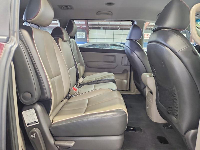 Продажа на аукционе авто 2017 Kia Sedona, vin: KNDMB5C19H6333335, номер лота: 67064746