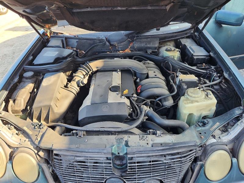 64221276 :رقم المزاد ، WDBJF55F2TJ019255 vin ، 1996 Mercedes-benz E مزاد بيع