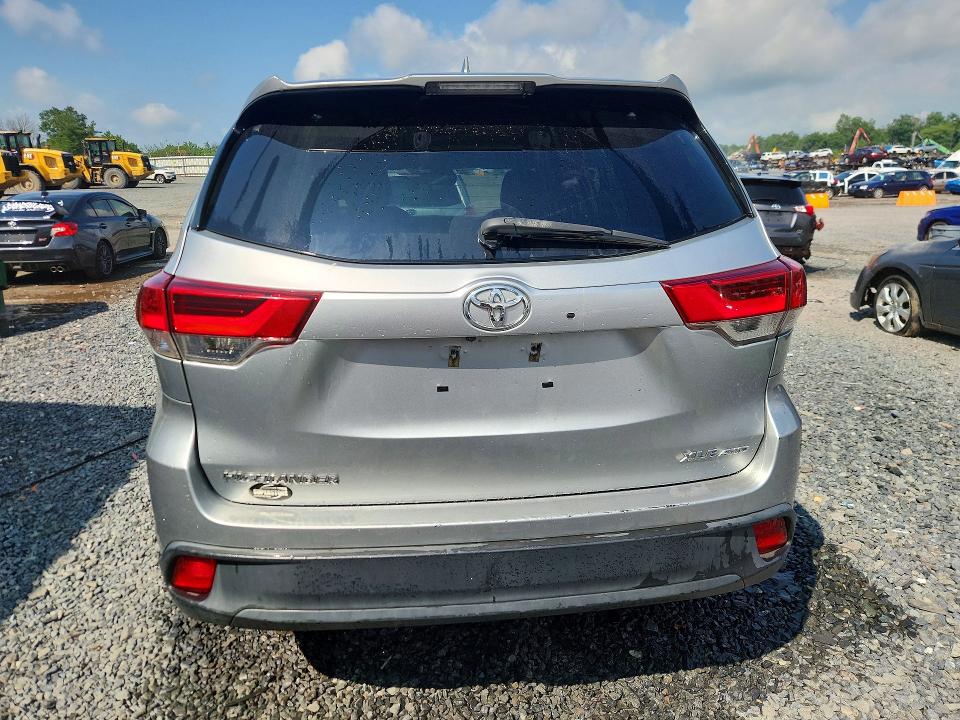Aukcja sprzedaży 2018 Toyota Highlander, vin: 5TDJZRFH4JS532359, numer aukcji: 63769406