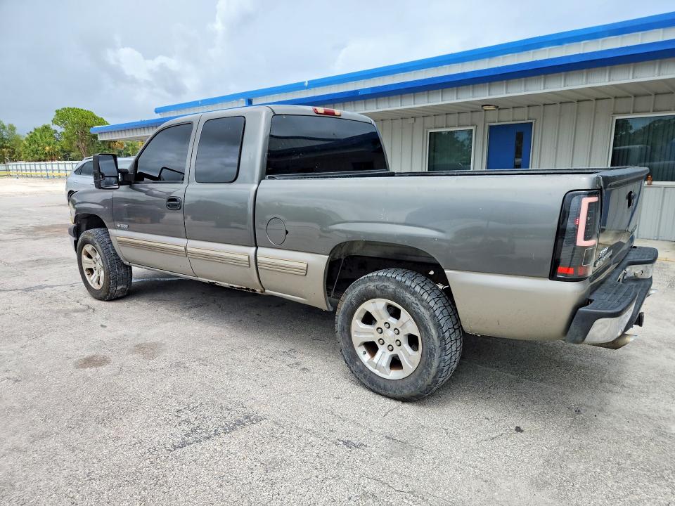 2000 Chevrolet Silverado მანქანა იყიდება აუქციონზე, vin: 2GCEC19T2Y1167881, აუქციონის ნომერი: 64331016