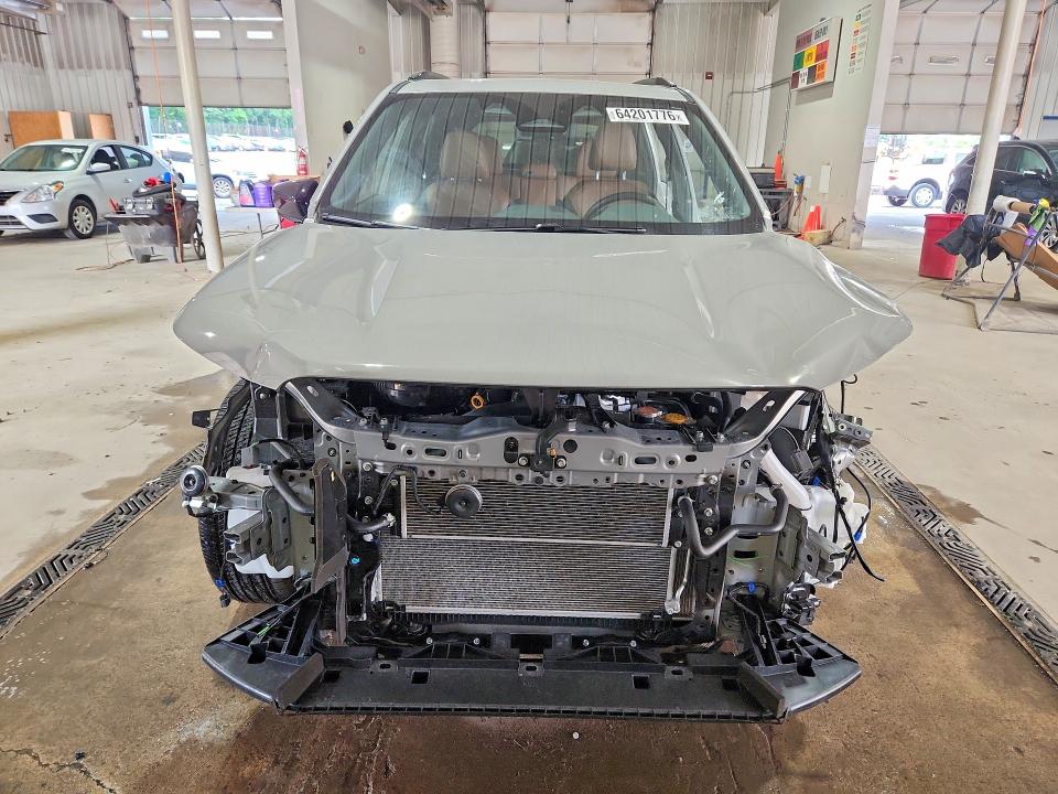 64201776 :رقم المزاد ، JF2SLSTD8SH415177 vin ، 2025 Subaru Forester مزاد بيع
