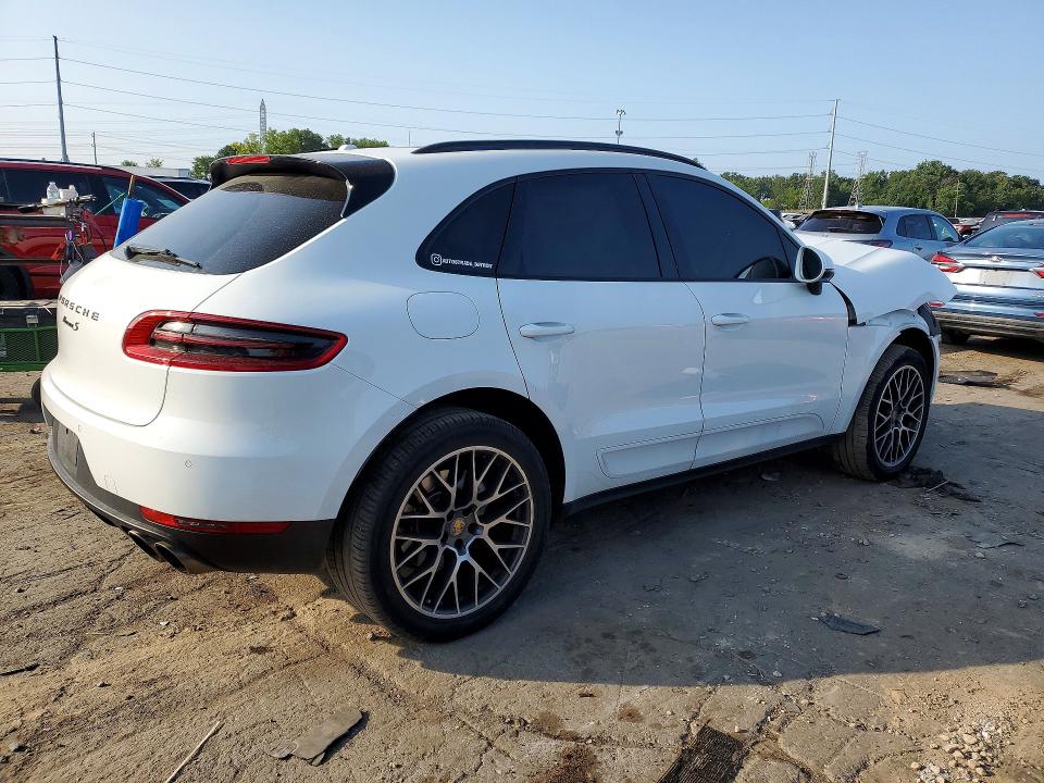 65584686 :رقم المزاد ، WP1AB2A57JLB30683 vin ، 2018 Porsche Macan مزاد بيع