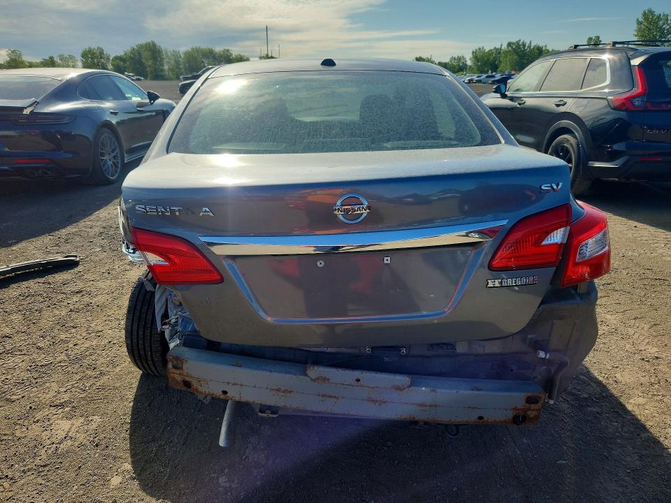 65006146 :رقم المزاد ، 3N1AB7AP5JY254526 vin ، 2018 Nissan Sentra مزاد بيع