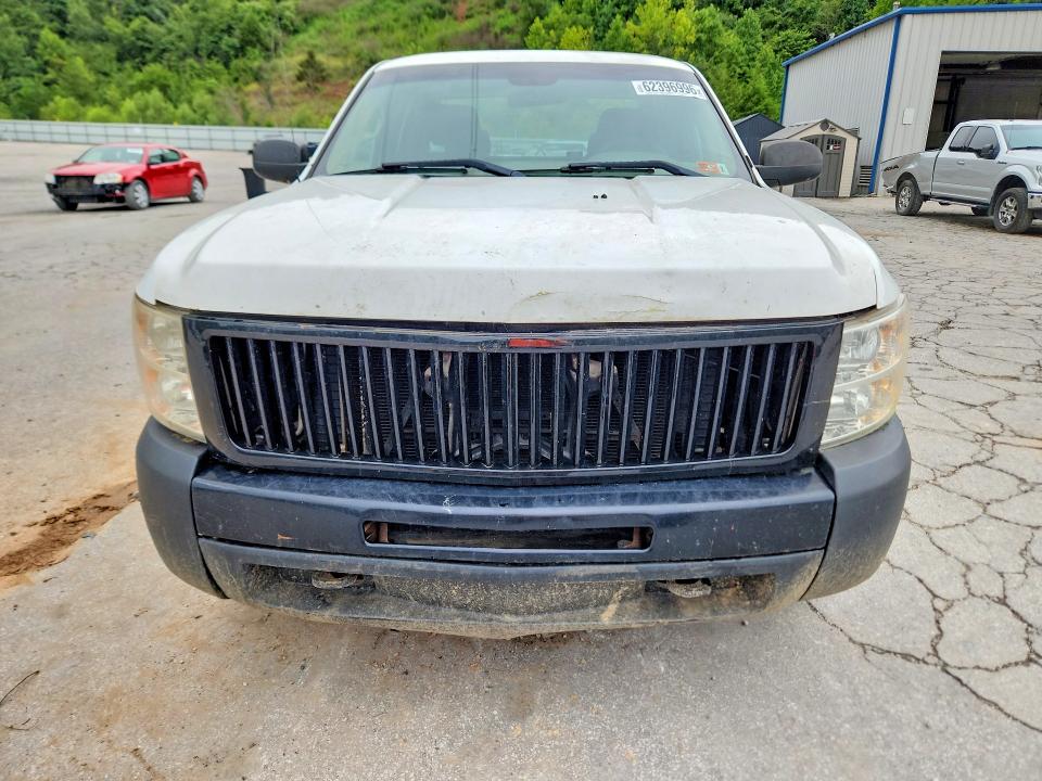 Продаж на аукціоні авто 2011 Chevrolet Silverado, vin: 1GCRKPE01BZ212990, номер лоту: 62396996
