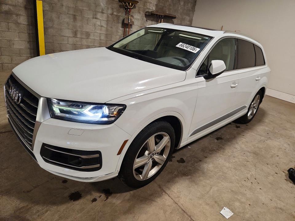 Продажа на аукционе авто 2018 Audi Q7, vin: WA1LAAF72JD010621, номер лота: 66240106