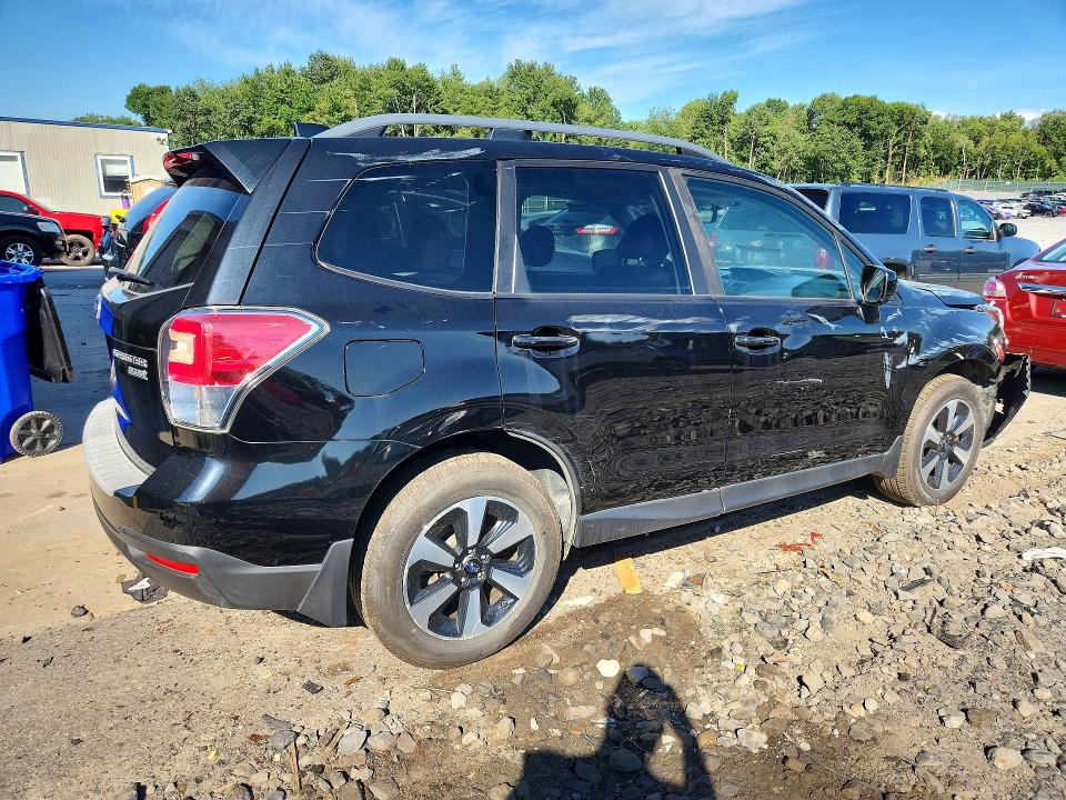 Продаж на аукціоні авто 2017 Subaru Forester, vin: JF2SJAEC5HH592542, номер лоту: 63226386