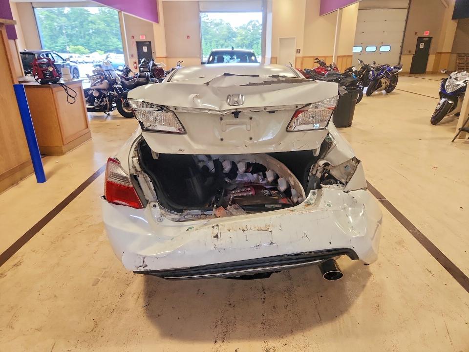 63353136 :رقم المزاد ، 1HGCR2F76EA127535 vin ، 2014 Honda Accord مزاد بيع