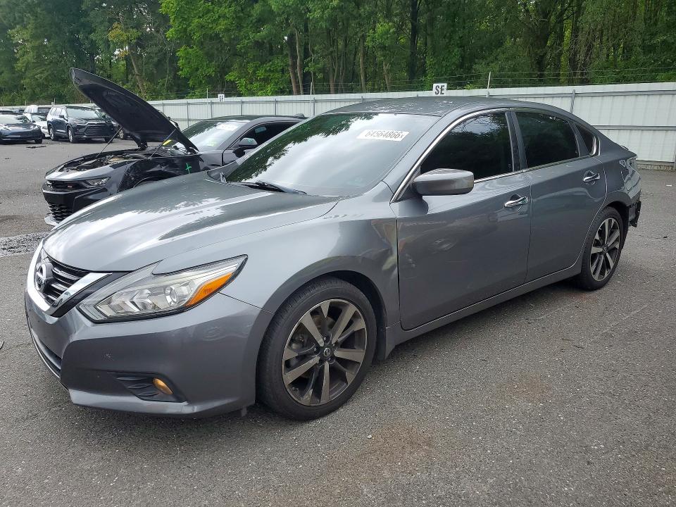 2018 Nissan Altima მანქანა იყიდება აუქციონზე, vin: 1N4AL3AP1JC239782, აუქციონის ნომერი: 64564866