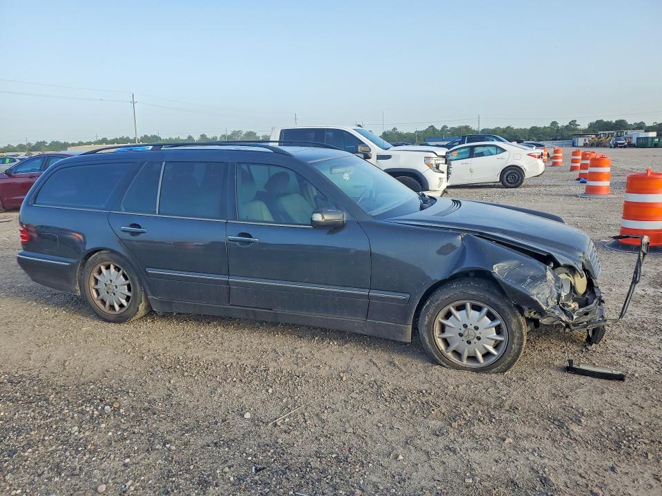 64961096 :رقم المزاد ، WDBJH65J92X080618 vin ، 2002 Mercedes-benz E مزاد بيع