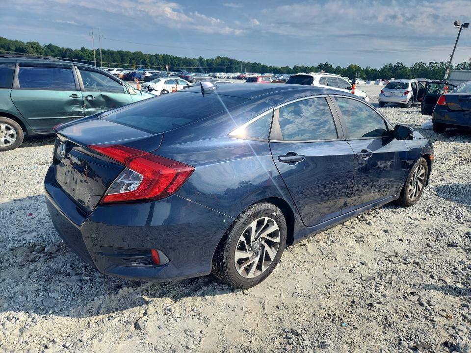 Продажа на аукционе авто 2017 Honda Civic, vin: 19XFC2F78HE011624, номер лота: 65416836