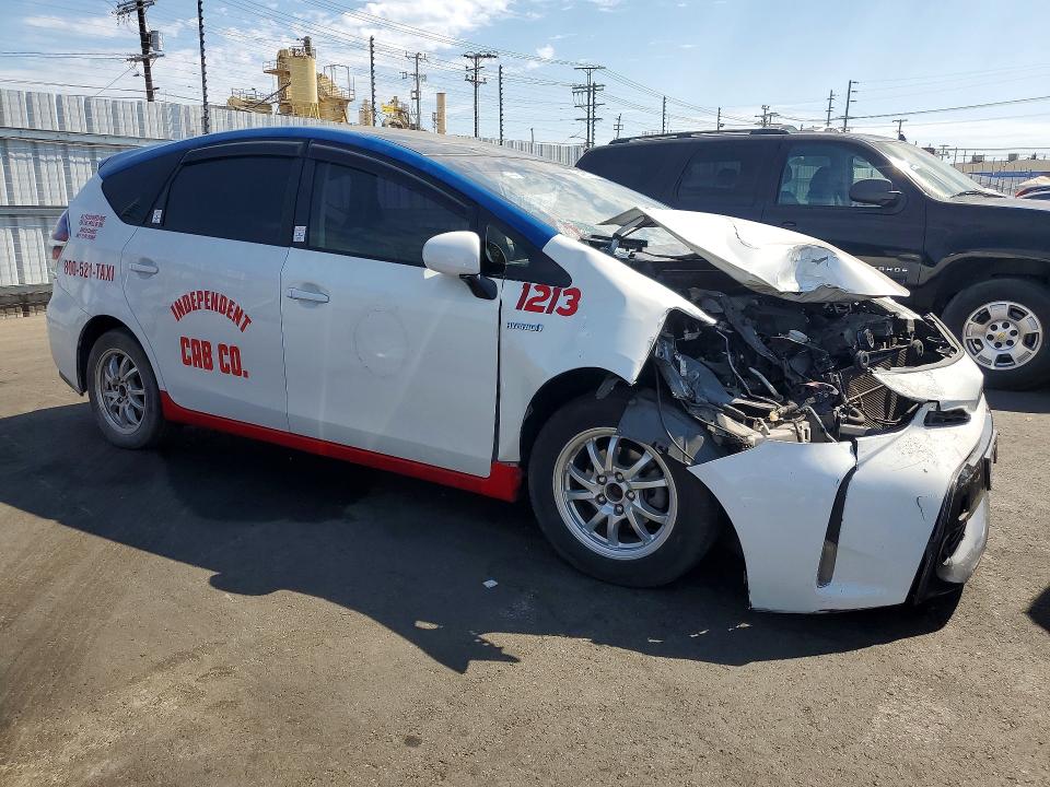 2017 Toyota Prius V მანქანა იყიდება აუქციონზე, vin: JTDZN3EU7HJ058151, აუქციონის ნომერი: 64283756