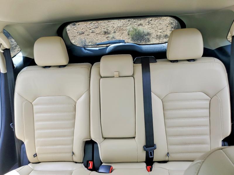 64476836 :رقم المزاد ، 2FMPK4J84GBC21061 vin ، 2016 Ford Edge مزاد بيع