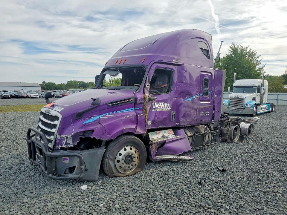 2022 Freightliner Cascadia 126 მანქანა იყიდება აუქციონზე, vin: 3AKJHHDR7NSMY6040, აუქციონის ნომერი: 63878286