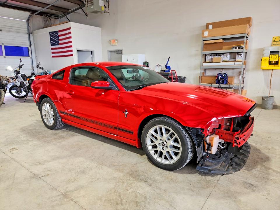 Продажа на аукционе авто 2014 Ford Mustang, vin: 1ZVBP8AM6E5312772, номер лота: 63308766