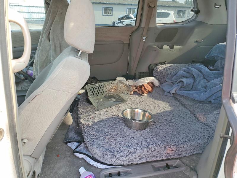 Продажа на аукционе авто 2007 Kia Sedona, vin: KNDMB133276134250, номер лота: 65555926