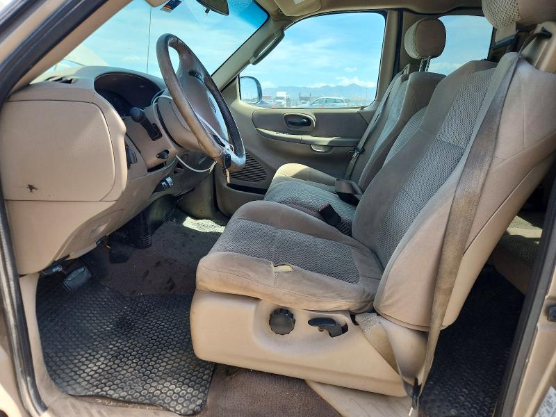 65809926 :رقم المزاد ، 1FTRX18L02NB60389 vin ، 2002 Ford F150 مزاد بيع