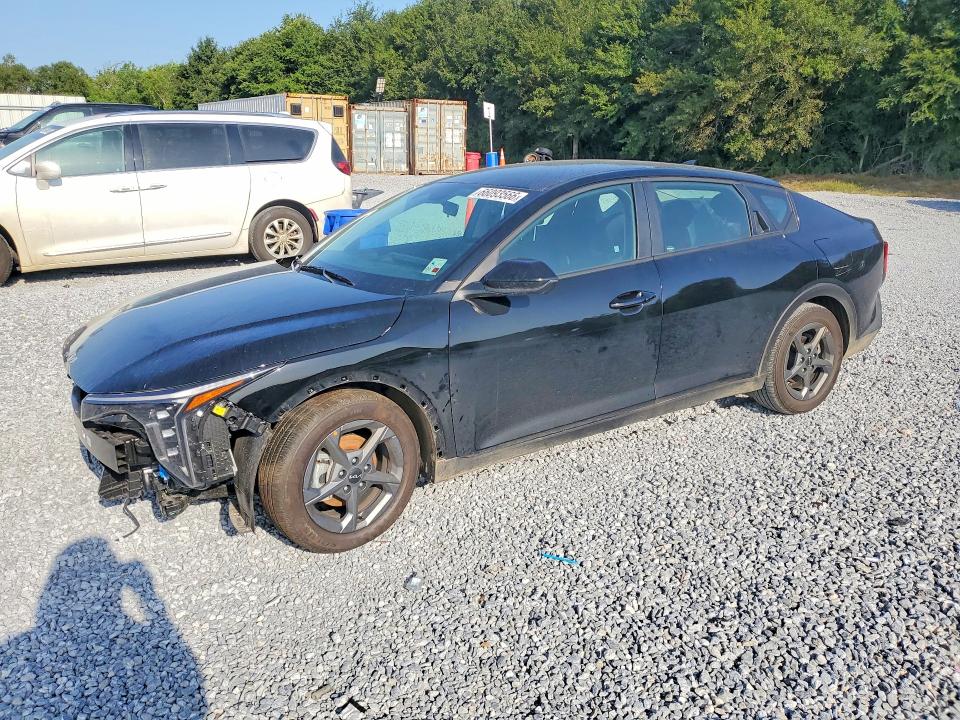 66093566 :رقم المزاد ، 3KPFT4DE5TE323972 vin ، 2026 Kia K4 مزاد بيع