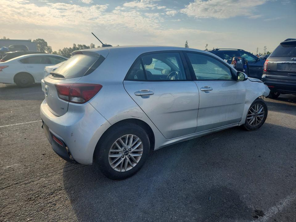 Продажа на аукционе авто 2018 Kia Rio, vin: 3KPA35AB1JE073301, номер лота: 64671506