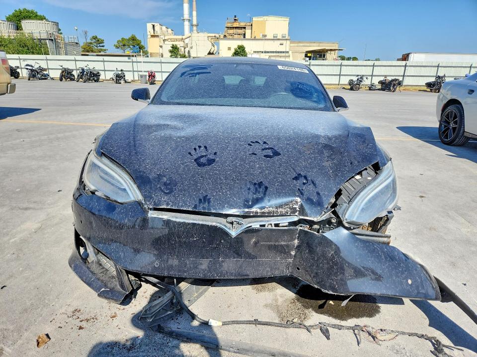 Продажа на аукционе авто 2017 Tesla Model S, vin: 5YJSA1E27HF230301, номер лота: 65024146