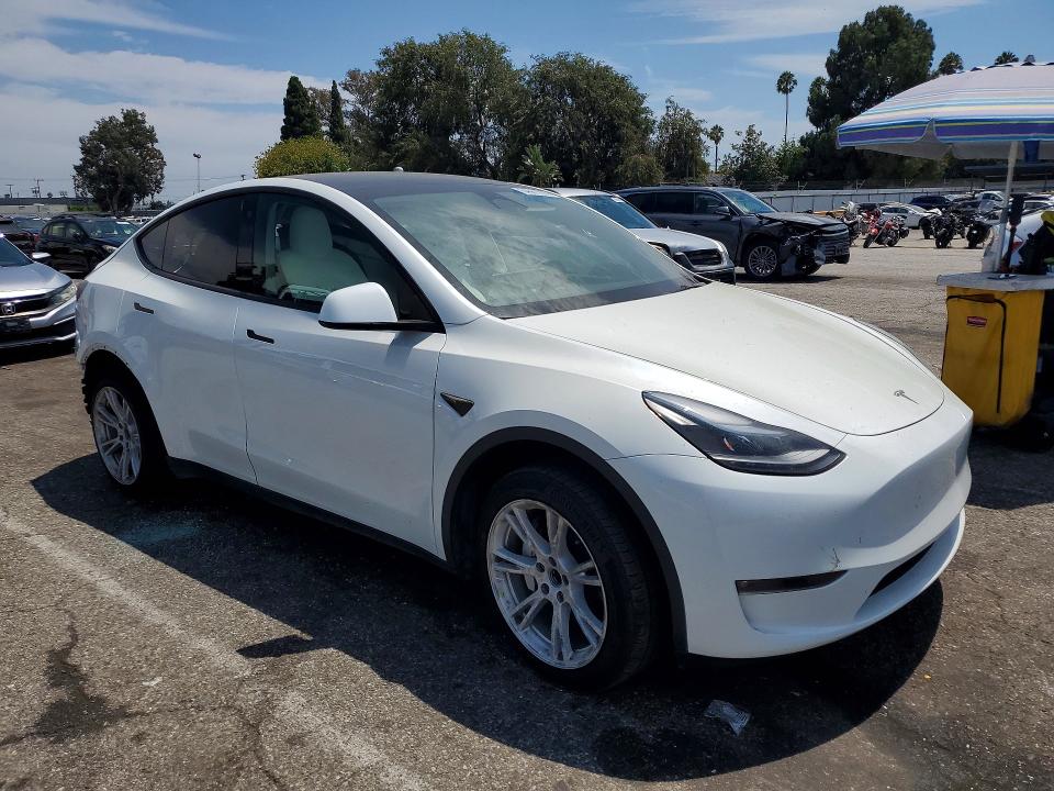 Продажа на аукционе авто 2023 Tesla Model Y, vin: 7SAYGDEE2PF632653, номер лота: 64661916