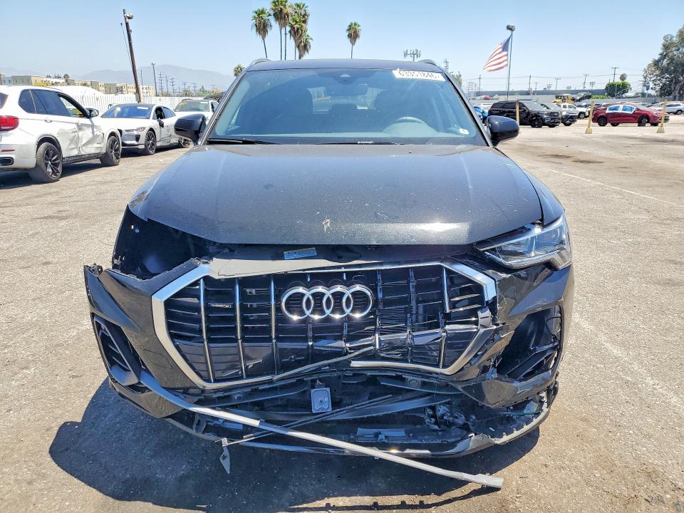 2024 Audi Q3 მანქანა იყიდება აუქციონზე, vin: WA1DECF39R1023882, აუქციონის ნომერი: 63351846