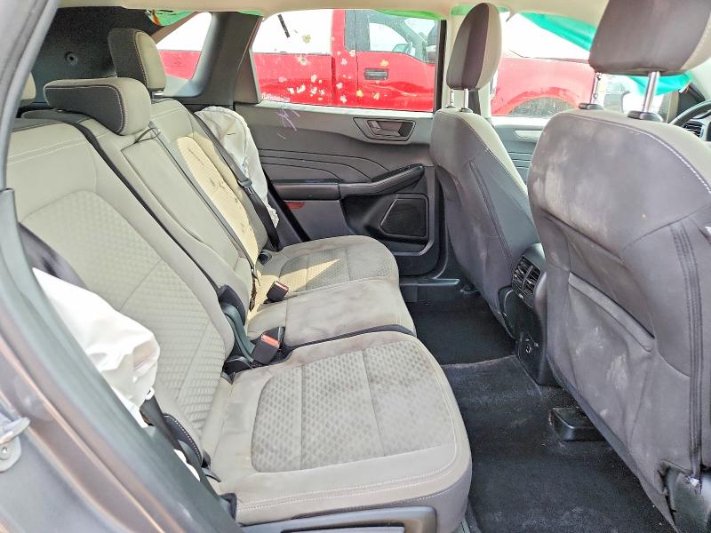 Продаж на аукціоні авто 2022 Ford Escape, vin: 1FMCU0G67NUB15766, номер лоту: 63717596