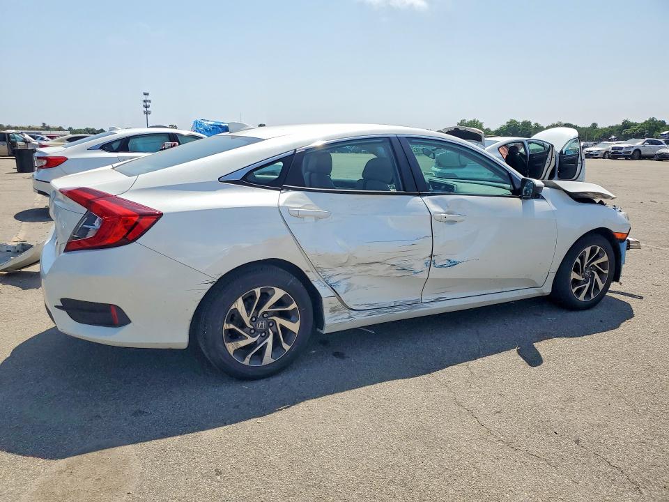 Продаж на аукціоні авто 2017 Honda Civic, vin: 19XFC2F74HE207706, номер лоту: 63832096