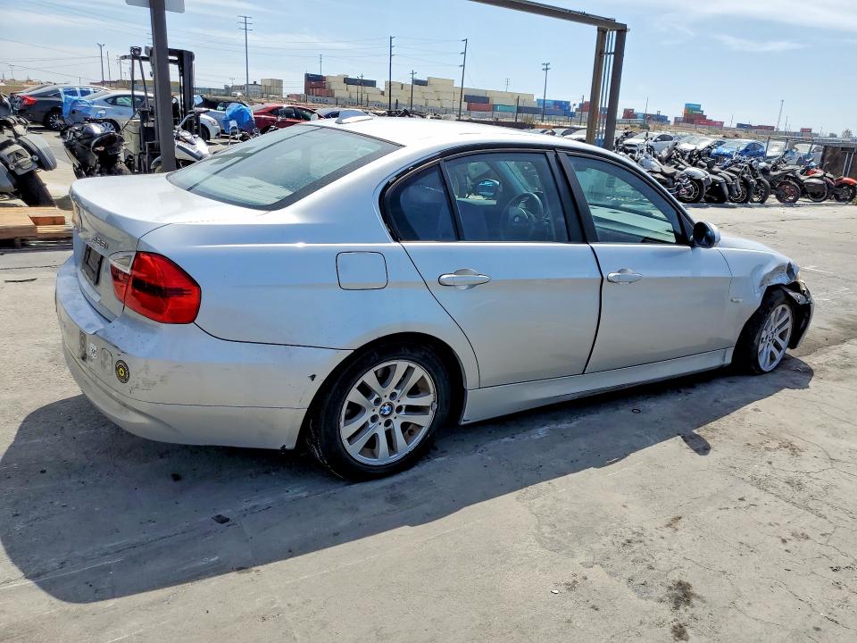 65862796 :رقم المزاد ، WBAVB13526PT17188 vin ، 2006 Bmw 325 مزاد بيع