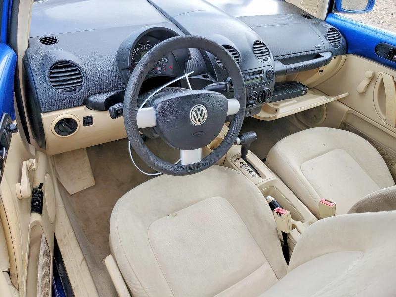 2001 Volkswagen New Beetle მანქანა იყიდება აუქციონზე, vin: 3VWBB21C51M475646, აუქციონის ნომერი: 64540706
