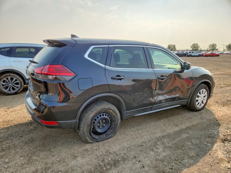 65052326 :رقم المزاد ، 5N1AT2MV6HC852727 vin ، 2017 Nissan Rogue مزاد بيع